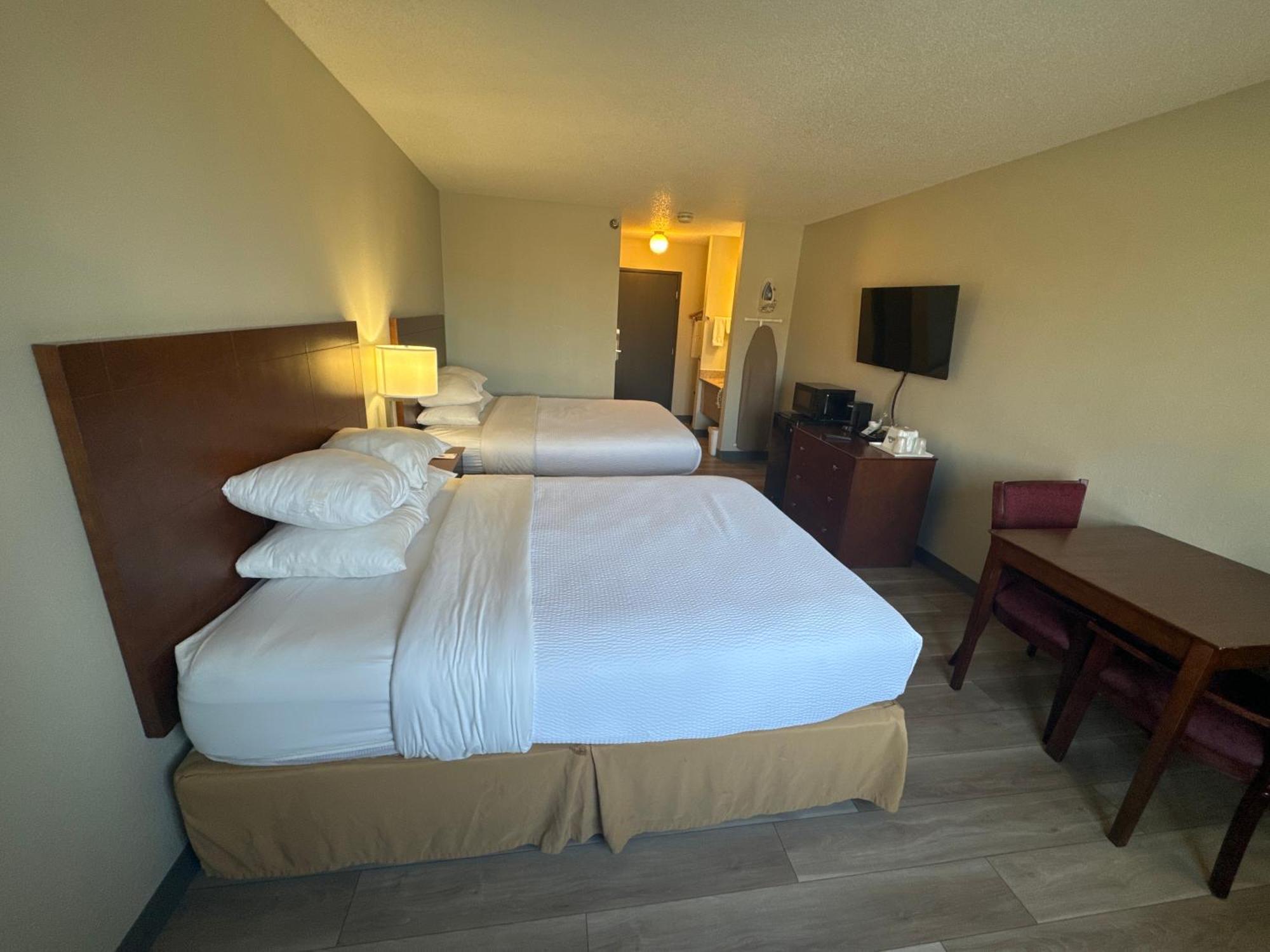 Days Inn By Wyndham Salina I-70 Dış mekan fotoğraf