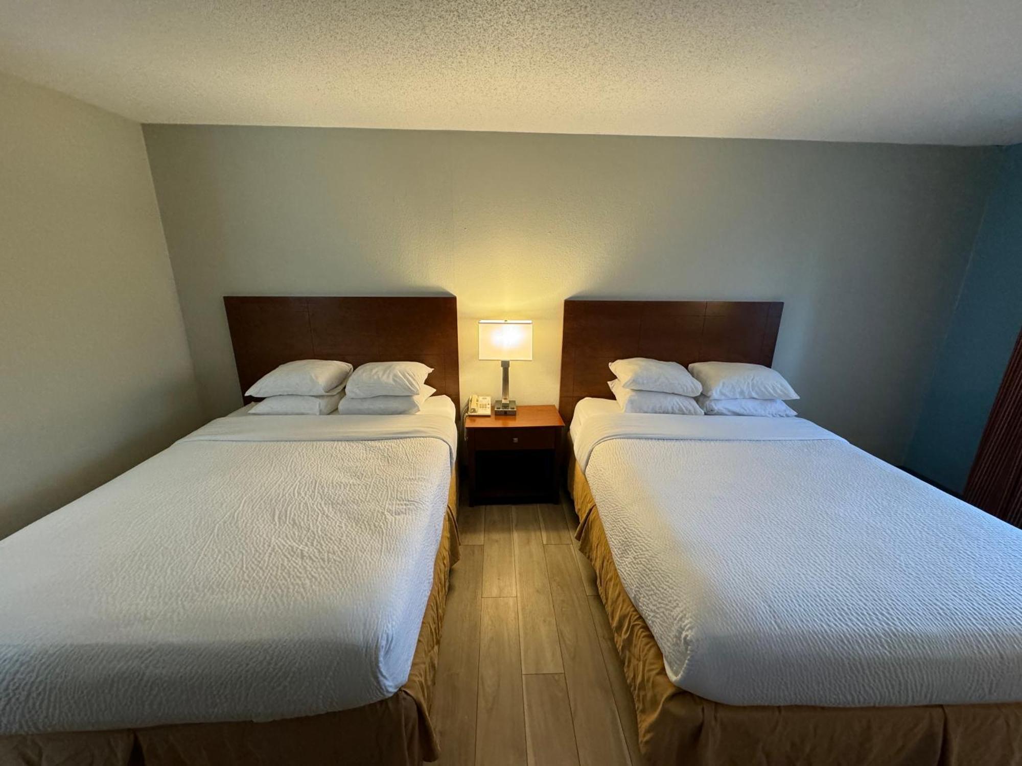 Days Inn By Wyndham Salina I-70 Dış mekan fotoğraf